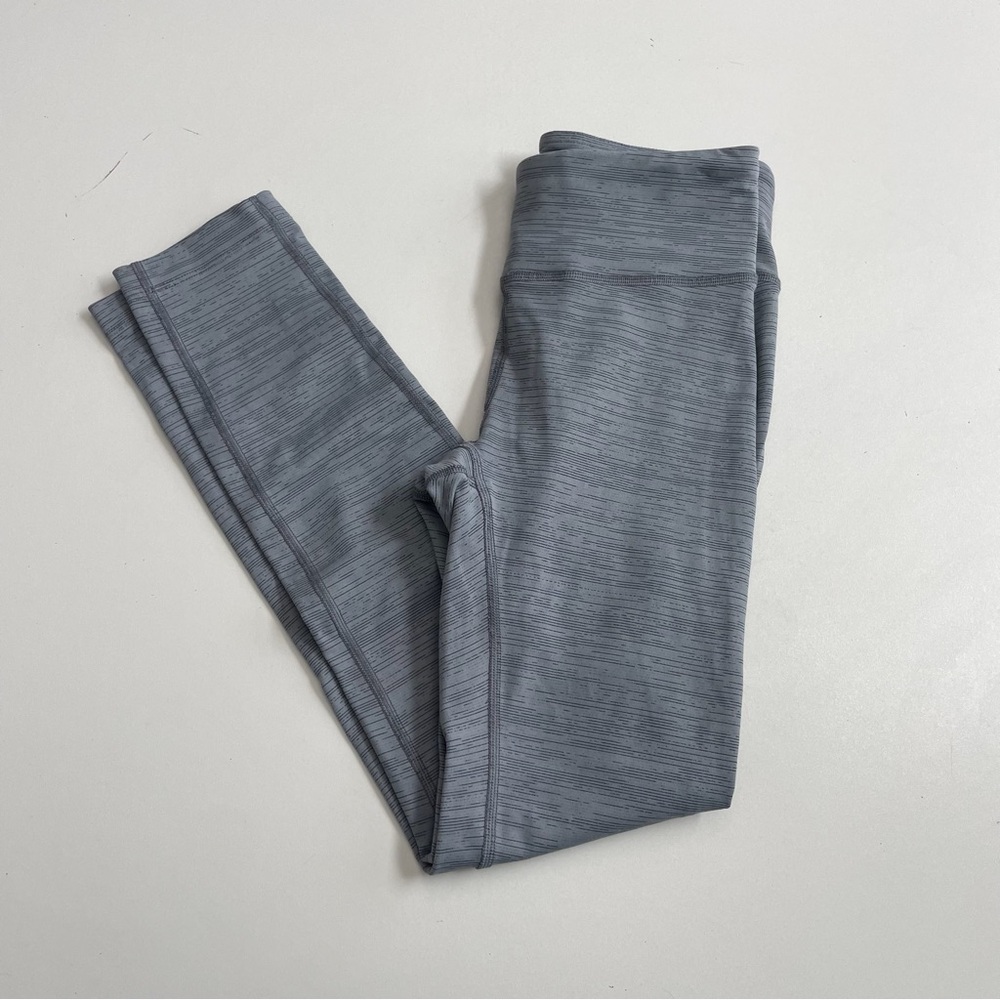 Outdoor Voices Leggings Cropped Capri Abstract Exercise Workout Striped Grey